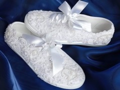 SVATEBNÍ PODVAZEK modro-bílý