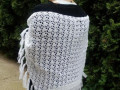 Letní bílý krajkový háčkovaný šátek