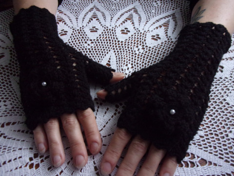 Černé návleky na ruce ozdobné černé návleky rukavice zdobené rukavičky na ruce s broží 