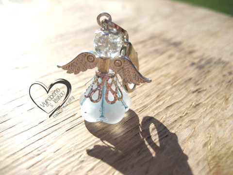 ANDĚL - ANDÍLEK - ANDĚLÍČEK 8. přívěsek anděl andílek křídla andělíček andělé andílci andělíčci na mobil andělské na klíče na peněženku 