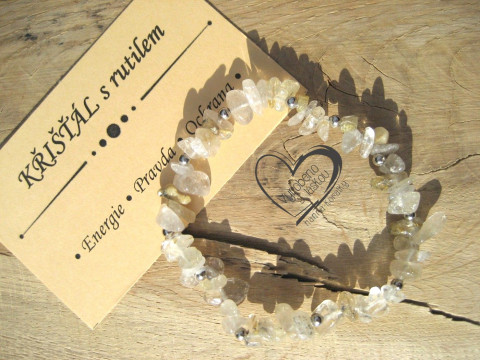 NÁRAMEK - KŘIŠŤÁL S RUTILEM II. náramek minerál gumička zlomky minerální sekaný 