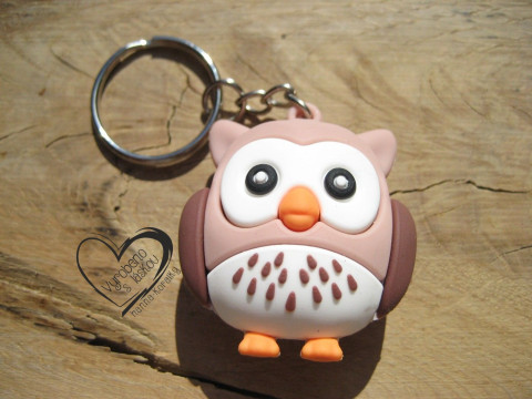 KLÍČENKA - PŘÍVĚSEK - SOVA HNĚDÁ stříbrný doplněk medvídek medvěd klíče klíčenka platina starostříbro modní plyšový na kabelku platinový 