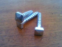 Kovaný vrut 10x40 surový