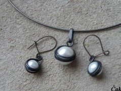 Náhrdelník - černý a modrý