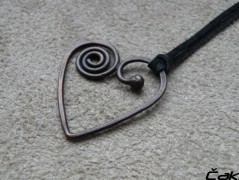 Náhrdelník - černý a modrý