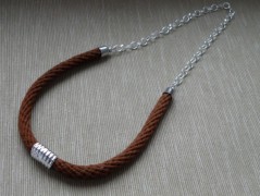 Náhrdelník - černý a modrý