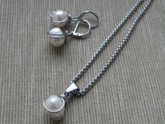 Náhrdelník - černý a modrý