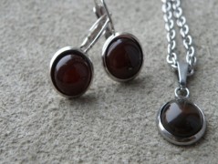 Náhrdelník - černý a modrý