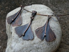 Náhrdelník - černý a modrý