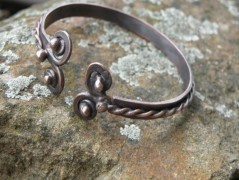 Náhrdelník - černý a modrý