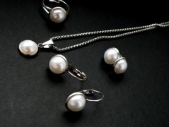 Náhrdelník - černý a modrý