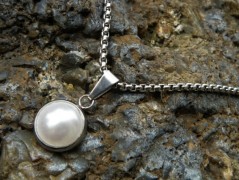 Náhrdelník - černý a modrý