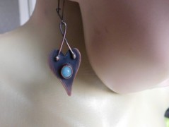 Náhrdelník - černý a modrý