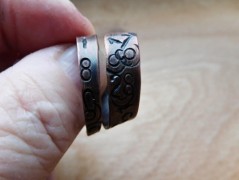 Náhrdelník - černý a modrý