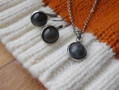 Náhrdelník - černý a modrý