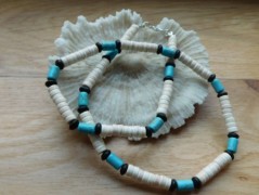 Náhrdelník - černý a modrý