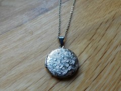 Náhrdelník - černý a modrý