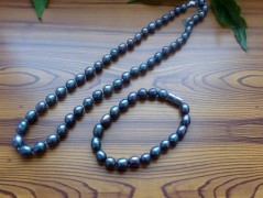 Náhrdelník - černý a modrý