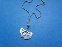 Náhrdelník - černý a modrý