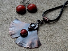 Náhrdelník - černý a modrý