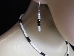 Náhrdelník - černý a modrý