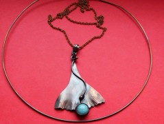 Náhrdelník - černý a modrý