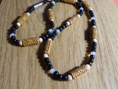 Náhrdelník - černý a modrý