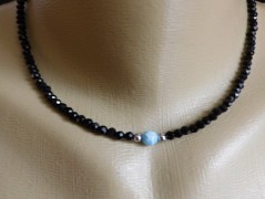 Náhrdelník - černý a modrý
