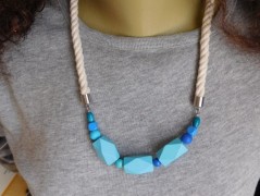 Náhrdelník - černý a modrý