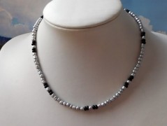 Náhrdelník - černý a modrý