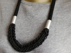 Náhrdelník - černý a modrý