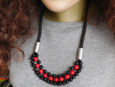 Náhrdelník - černý a modrý
