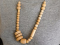 Náhrdelník dřevěný