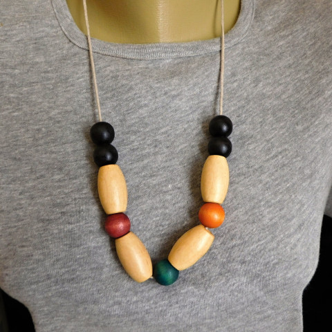 Náhrdelník  dřevěný dřevo náhrdelník barvičky 