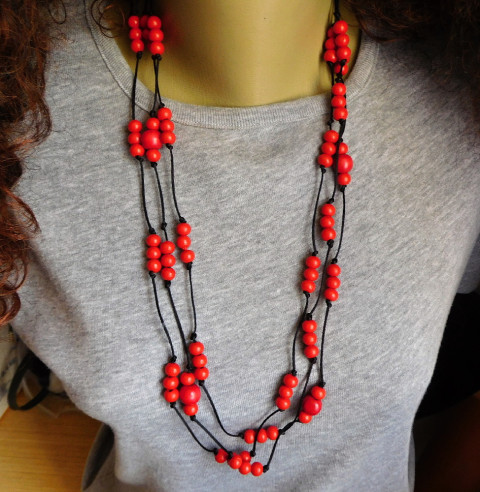 Náhrdelník - červené třešničky dřevo červená náhrdelník delší 
