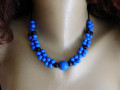 Náhrdelník modročerný dřevěný