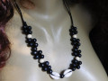 Náhrdelník se dvěma mušlemi....