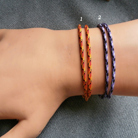 Náramky na ruku nebo nohu.... náramek barevný do kulata tvarovaný 