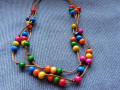 Náhrdelník -barvičky na krátko...
