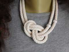 Náhrdelník - černý a modrý