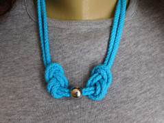 Náhrdelník - černý a modrý