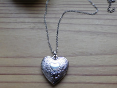 Náhrdelník - černý a modrý