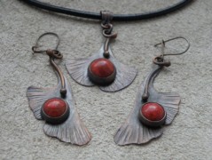 Náhrdelník - černý a modrý