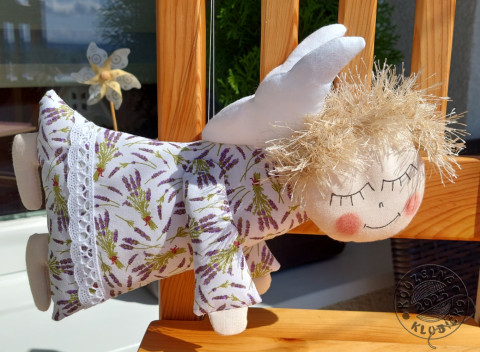 Anděl letící LEVANDULOVÝ dekorace dárek anděl andílek andělíček andělka křidélka šitý anděl letící andělka 