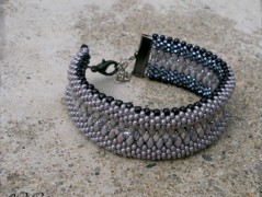 Krajková sukénka no.2