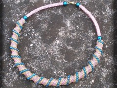 Krajková sukénka no.2