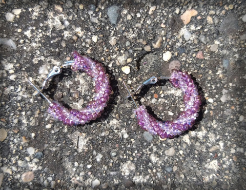 Fialky - kruhové náušničky kruh šperk korálky doplněk náušnice kruhové kroužek 