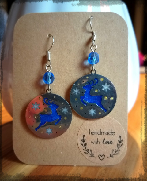 Zimní se sobem - náušnice šperk doplněk náušnice sníh vánoce ozdoba bižuterie pryskyřice sob sobík vločka ozdůbka baňka 