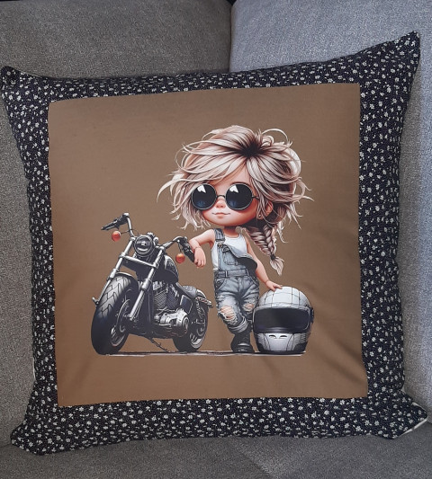 Povlak na polštář-malá motorkářka2 dekorace holčička pokojíček polštář polštářek dítě povlak roztomilé motorka dětský pokoj nažehlovačka motocykl motorkářka 